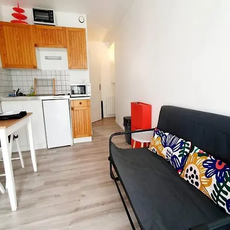 Charmant App. Mezzanine Calme Au Centre De Διαμέρισμα *